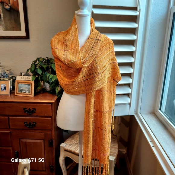 Hand Woven Shawl Wrap in Sunshine Burst Color OS - Picture 3 of 16